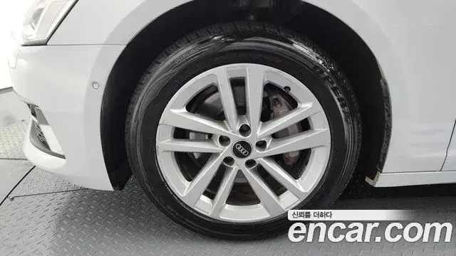 Audi A6 2022 — Photo 3/20