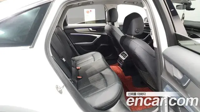 Audi A6 2022 — Photo 13/20