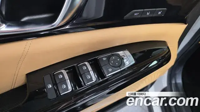 Kia Carnival 2021 — Фото 12/20