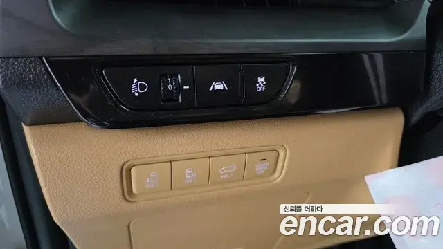 Kia Carnival 2021 — Фото 13/20