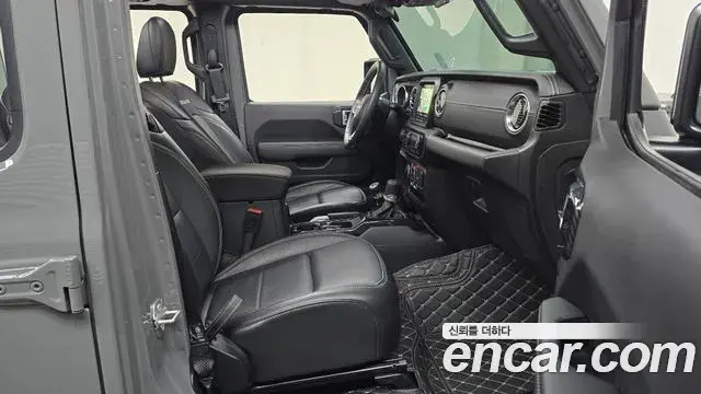 Jeep Wrangler 2023 — Photo 8/20