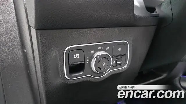 Mercedes-Benz GLB-Class 2021 — Şəkil 2/20