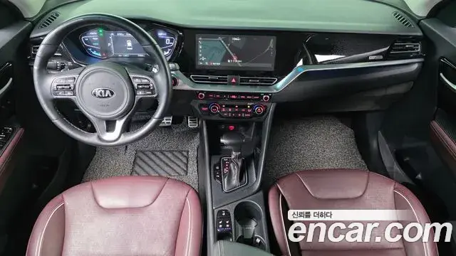 Kia Niro 2019 — Şəkil 15/20