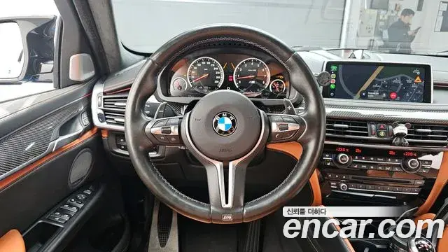 BMW X6 2018 — Фото 13/20