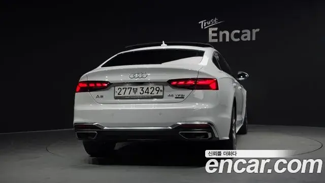 Audi A5 2020 — ფოტო 16/20