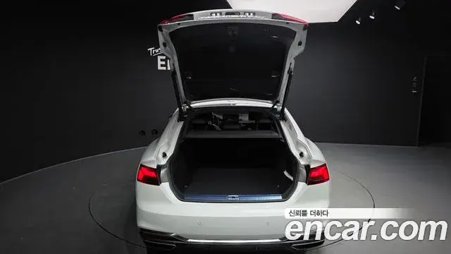 Audi A5 2020 — ფოტო 17/20