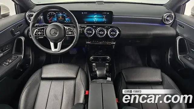 Mercedes-Benz A-Class 2021 — Şəkil 9/20