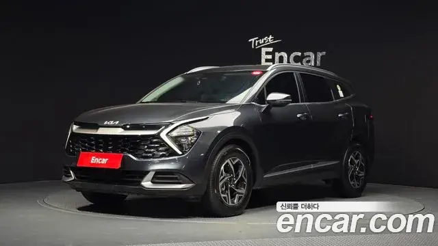 Kia Sportage 2021 — Фото 1/20