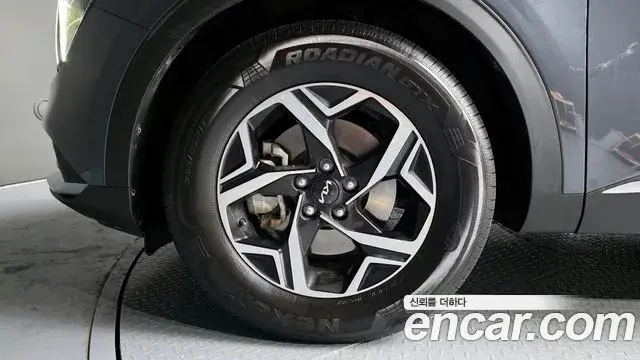 Kia Sportage 2021 — Фото 5/20