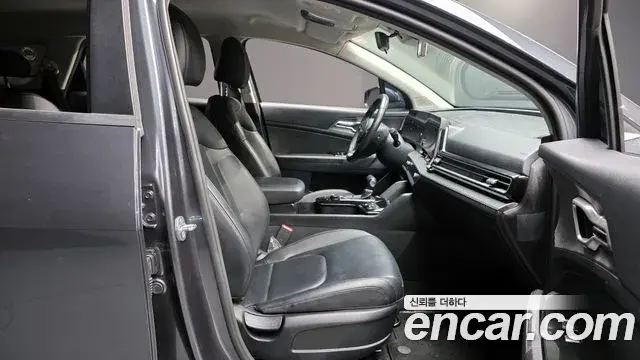 Kia Sportage 2021 — Фото 10/20