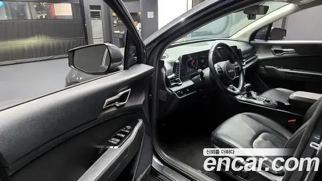 Kia Sportage 2021 — Фото 11/20