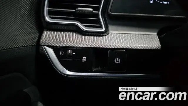 Kia Sportage 2021 — Фото 18/20
