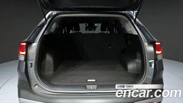 Kia Sportage 2021 — Фото 20/20