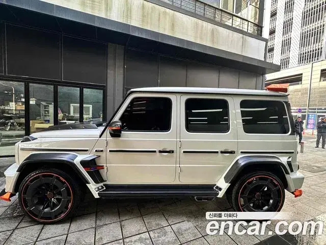 Mercedes-Benz G-Class 2019 — Photo 16/20