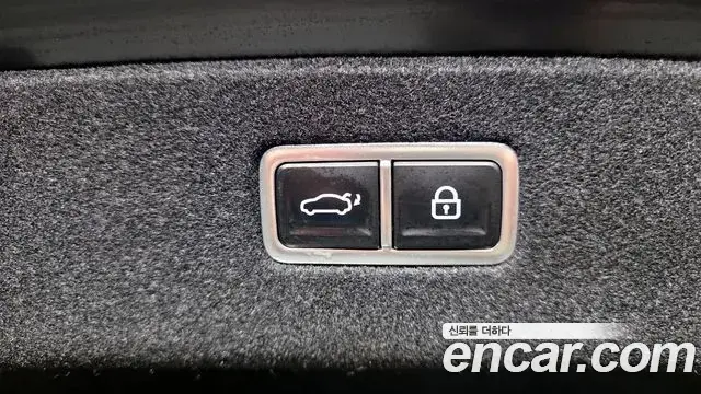 Genesis G90 2023 — Photo 4/20