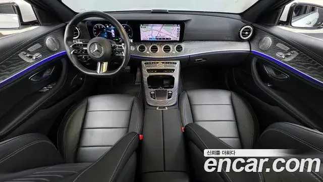 Mercedes-Benz E-Class 2021 — ფოტო 11/20