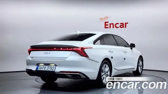 Kia K8 2021 — Şəkil 18/20