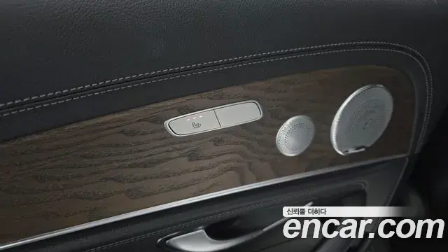 Mercedes-Benz E-Class 2018 — ფოტო 3/20