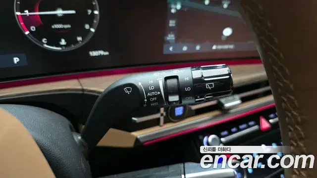 Hyundai Santa Fe 2025 — ფოტო 18/20