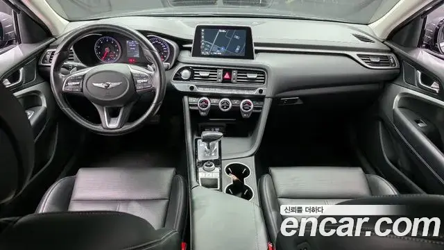 Genesis G70 2018 — ფოტო 2/20