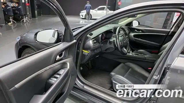 Genesis G70 2018 — ფოტო 17/20