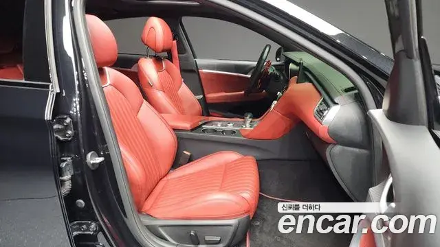 Genesis G70 2022 — Şəkil 19/20