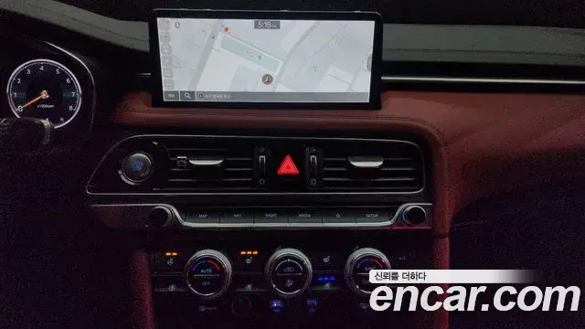 Genesis G70 2022 — Şəkil 6/20