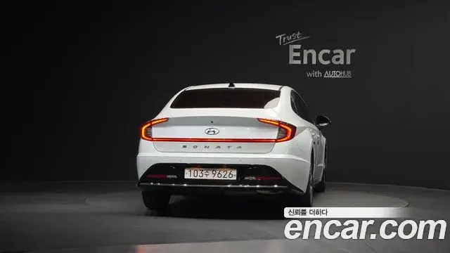 Hyundai Sonata Hybrid 2022 — Şəkil 5/20