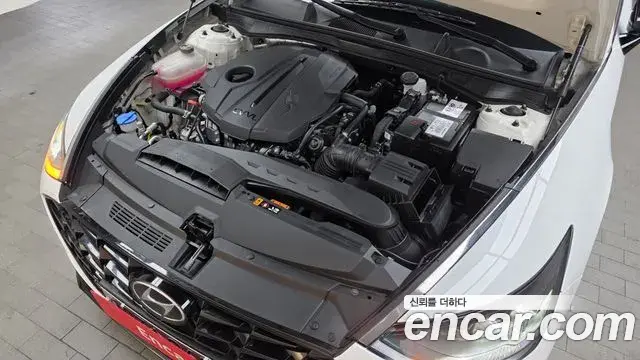 Hyundai Sonata Hybrid 2022 — Şəkil 9/20