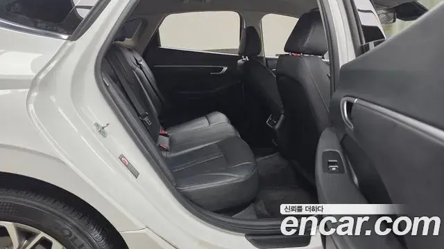 Hyundai Sonata Hybrid 2022 — Şəkil 11/20