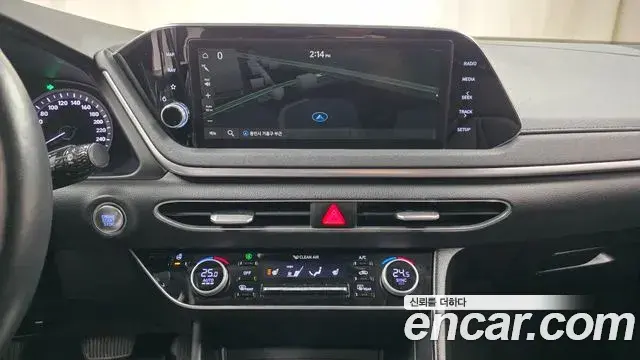 Hyundai Sonata Hybrid 2022 — Şəkil 8/20