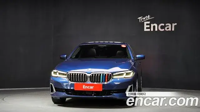 BMW 5 Series 2021 — ფოტო 1/20