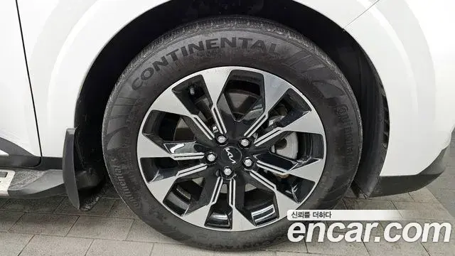 Kia Carnival 2022 — Photo 5/20