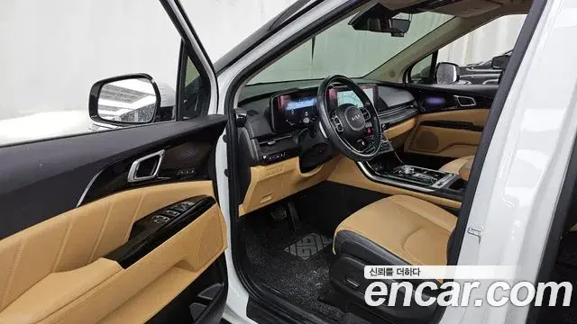 Kia Carnival 2022 — Photo 10/20