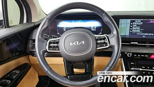 Kia Carnival 2022 — Photo 13/20