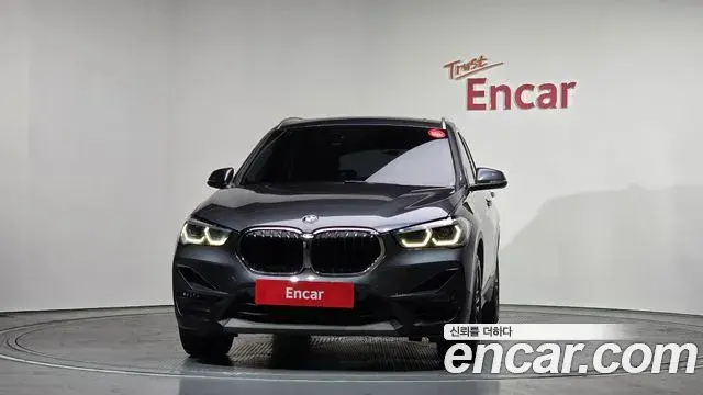 BMW X1 2020 — Photo 2/20