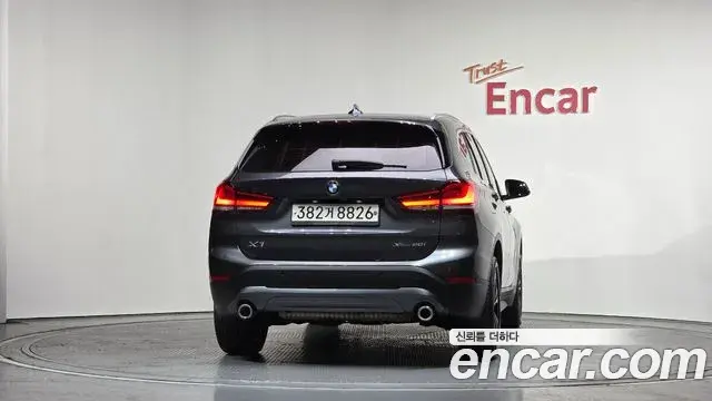 BMW X1 2020 — Photo 3/20