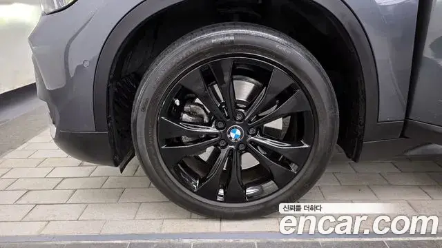 BMW X1 2020 — Photo 10/20