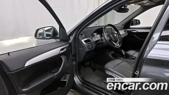 BMW X1 2020 — Photo 12/20