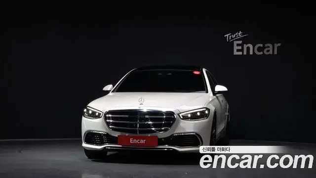 Mercedes-Benz S-Class 2022 — ფოტო 14/20