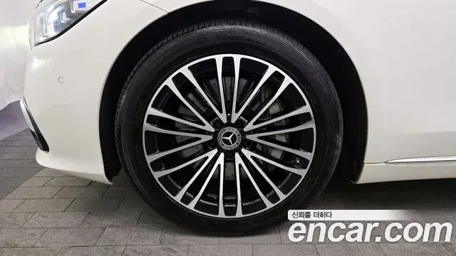 Mercedes-Benz S-Class 2022 — ფოტო 5/20