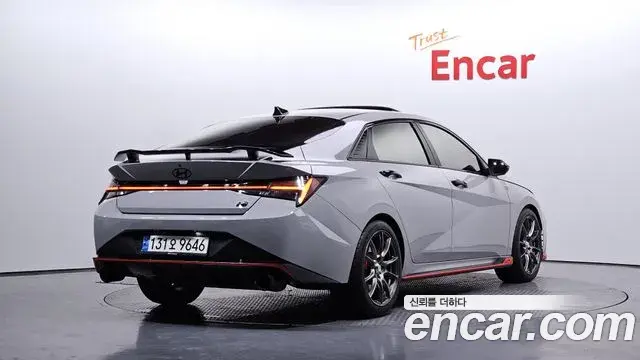 Hyundai The New Avante Hybrid 2022 — ფოტო 2/20