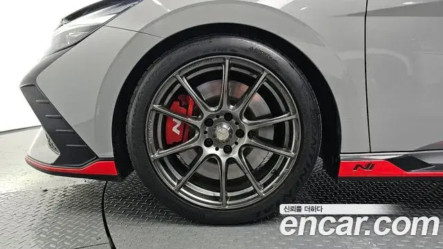 Hyundai The New Avante Hybrid 2022 — ფოტო 13/20