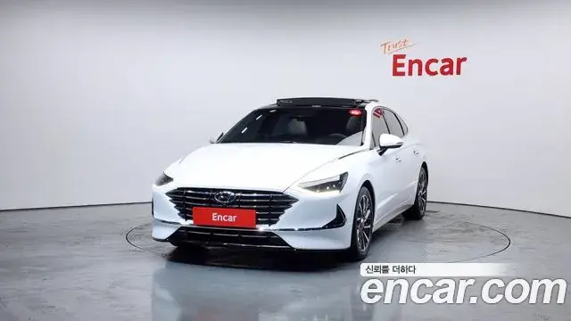 Hyundai Sonata 2019 — Фото 3/20