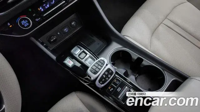 Hyundai Sonata 2019 — Фото 9/20