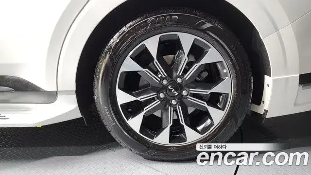 Kia Carnival 2023 — Şəkil 6/20