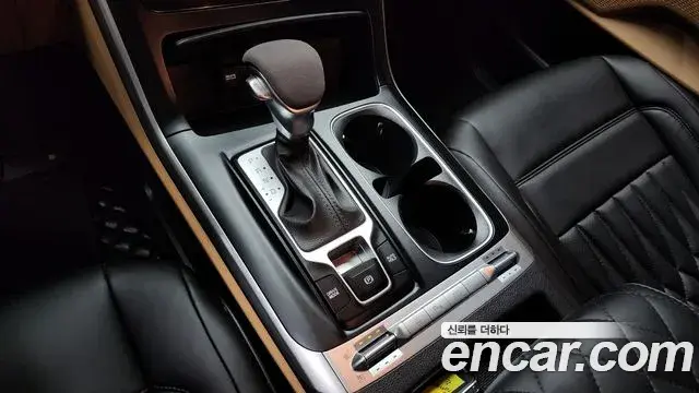 Kia Carnival 2023 — Şəkil 11/20