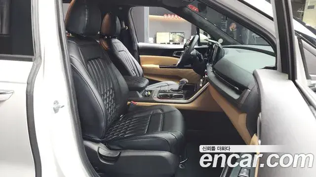 Kia Carnival 2023 — Şəkil 13/20