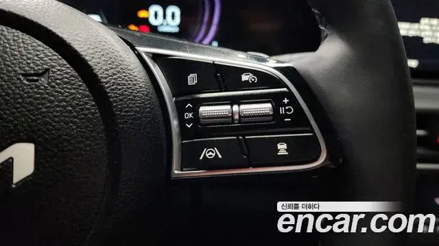 Kia Seltos 2025 — Photo 8/20
