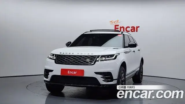 Land Rover Range Rover Velar 2019 — Photo 12/20